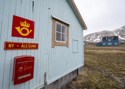 Old posthouse in Ny-Alesund